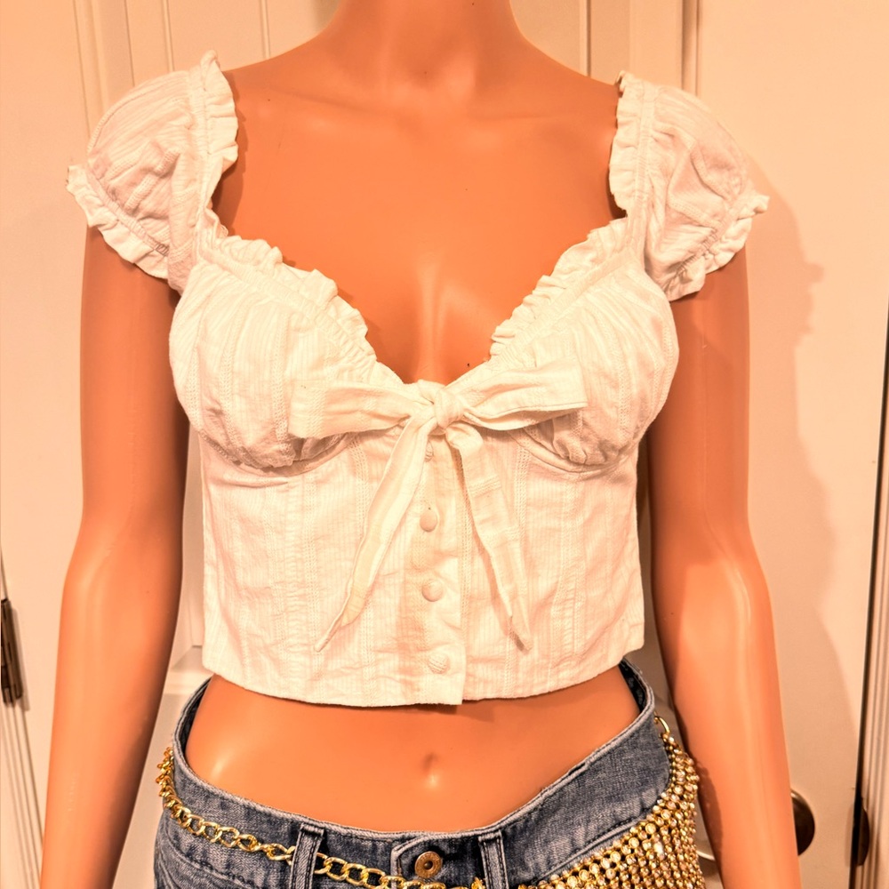 Nectar clothing White Ruffled Crop Top size small